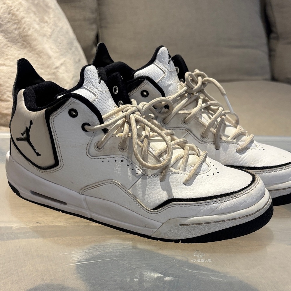 White and Black Jordan Court side 23 Gs size 6.5